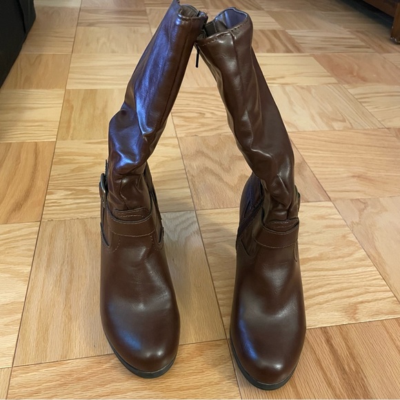 Arizona Jeans 8 1/2 Brown Boots - Picture 2 of 3